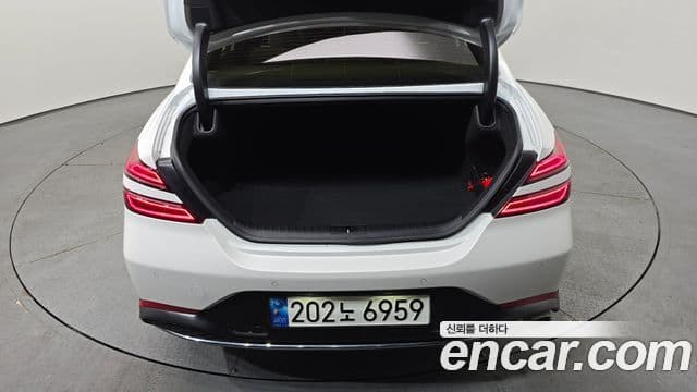 Genesis The / новый New G70, 2022 20