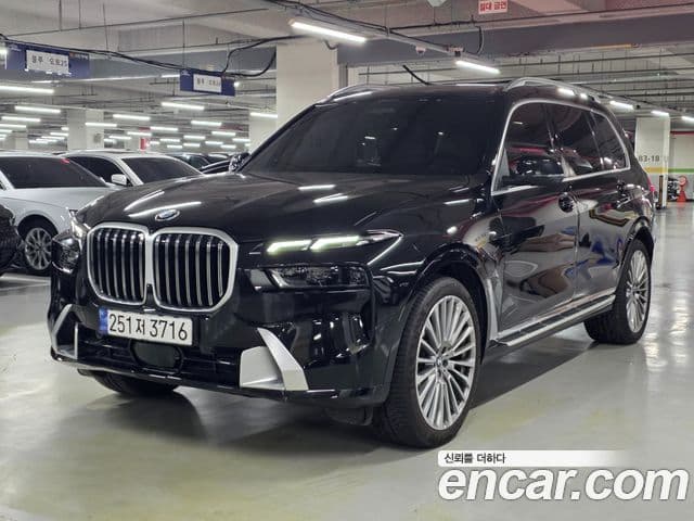 BMW X7 (G07) xDrive 40i Design Pure Excellence 6인승, 2024 1
