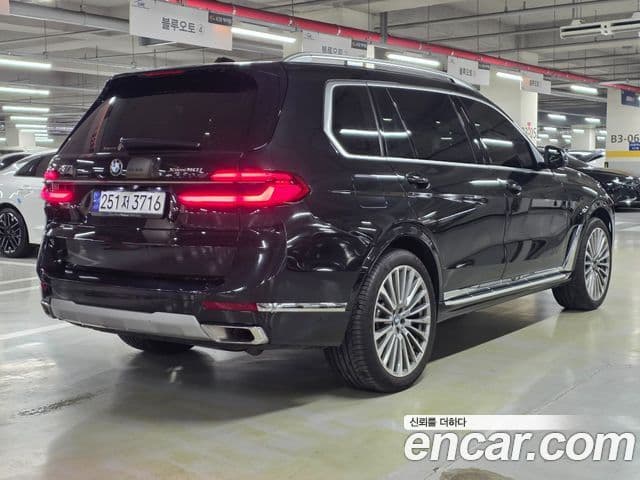 BMW X7 (G07) xDrive 40i Design Pure Excellence 6인승, 2024 4