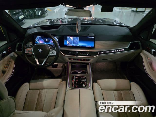 BMW X7 (G07) xDrive 40i Design Pure Excellence 6인승, 2024 11