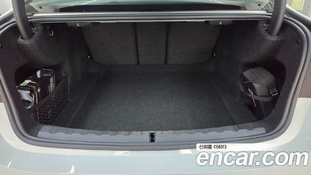 BMW 3시리즈 (G20), 2025 8