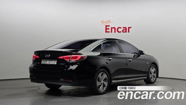 Hyundai LF Sonata гибрид Premium, 2016 2