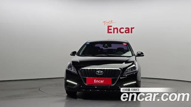 Hyundai LF Sonata гибрид Premium, 2016 3