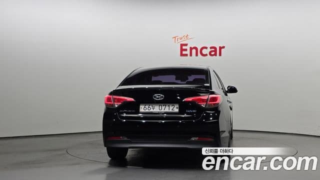 Hyundai LF Sonata гибрид Premium, 2016 4