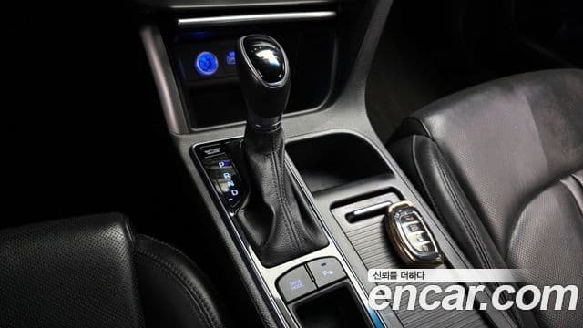 Hyundai LF Sonata гибрид Premium, 2016 9