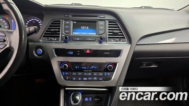 Hyundai LF Sonata гибрид Premium, 2016 19