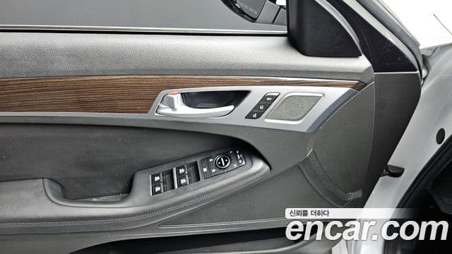 Genesis G80 Premium Luxury, 2017 17