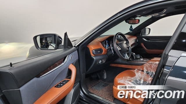 Maserati Levante 3.0 AWD GranLusso, 2019 10