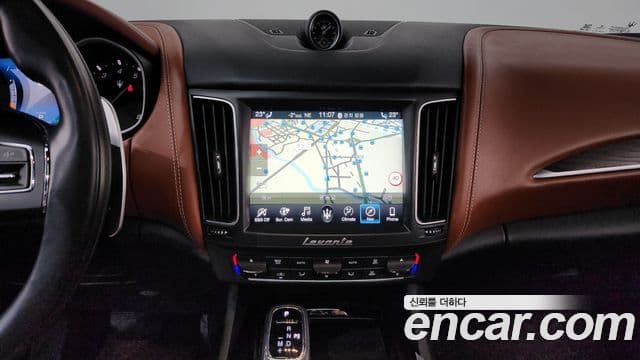 Maserati Levante 3.0 AWD GranLusso, 2019 14