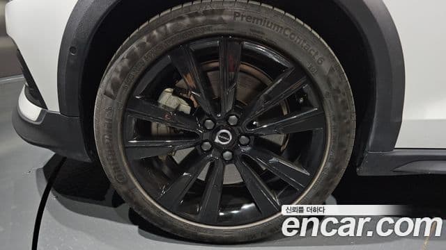 Volvo V60 Cross Country 2세대 B5 Ultimate AWD, 2024 все фото