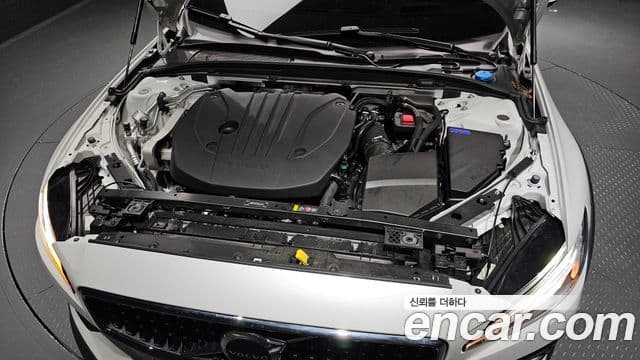 Volvo V60 Cross Country 2세대 B5 Ultimate AWD, 2024 6