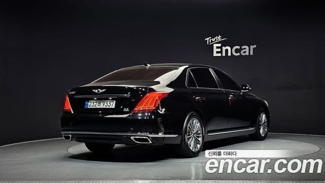 Genesis EQ900 Luxury, 2016 2