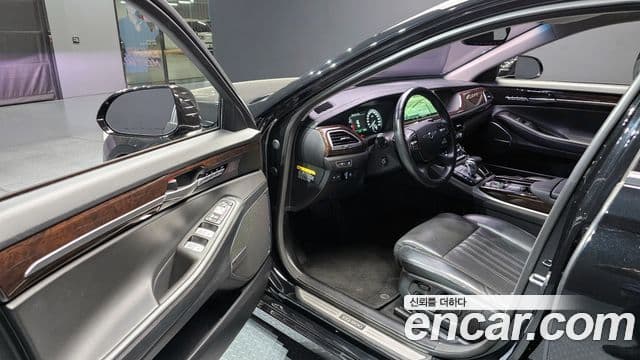 Genesis EQ900 Luxury, 2016 11