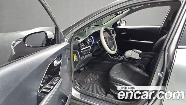 Kia The / новый New Niro Prestige, 2020 10