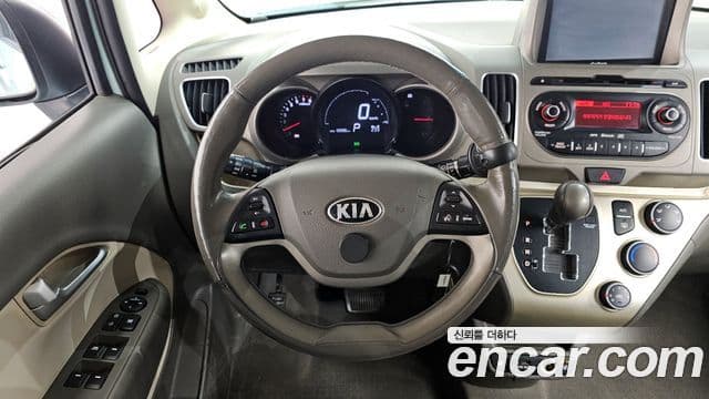 Kia Ray Luxury, 2013 13