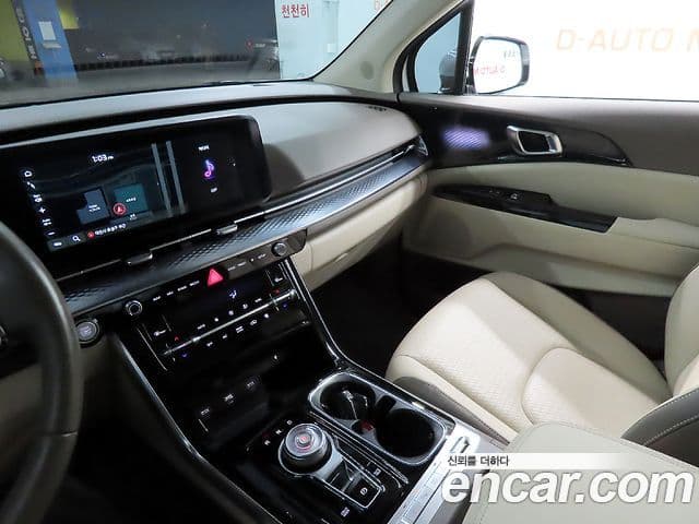Kia Carnival 4세대 Signature, 2023 10