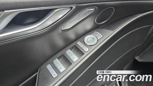 Genesis G80 (RG3) бензин 2.5 турбо AWD, 2023 14