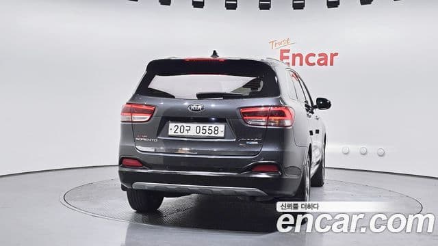 Kia All New Sorento Prestige, 2016 4