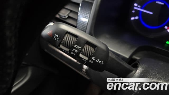 KG모빌리티(SsangYong) Rexton Sport Prestige, 2020 18