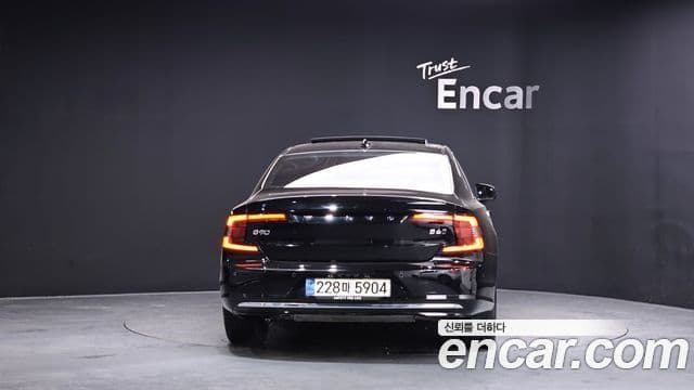 Volvo S90 B6 AWD Ultimate Bright, 2023 4