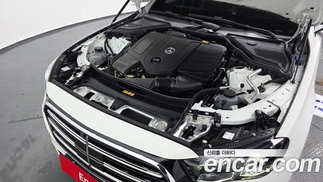 Mercedes-Benz E-класс W214 Exclusive, 2024 6