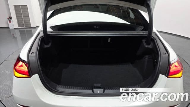 Mercedes-Benz E-класс W214 Exclusive, 2024 20