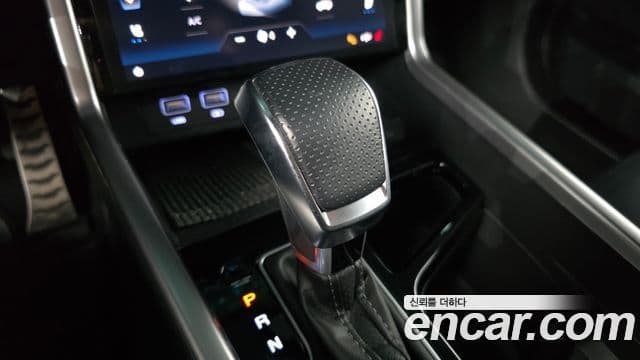 KG모빌리티(SsangYong) Torres Black Edition, 2024 9