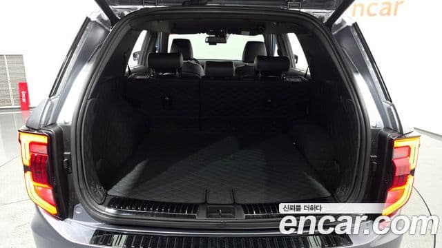 KG모빌리티(SsangYong) Torres Black Edition, 2024 20