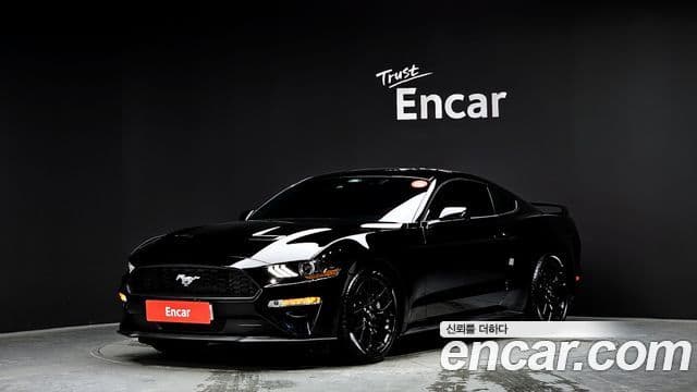 Ford Mustang купе, 2023 1