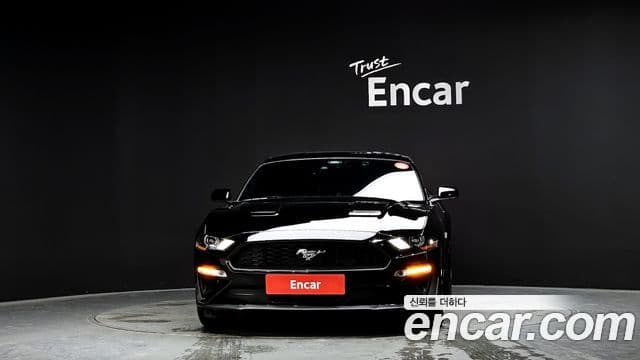 Ford Mustang купе, 2023 2