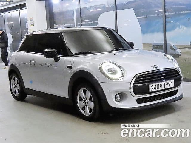 Mini Cooper 3세대, 2020 1