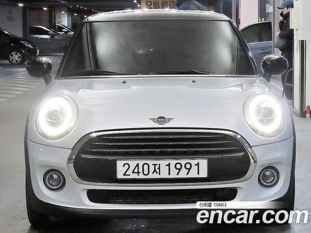 Mini Cooper 3세대, 2020 2