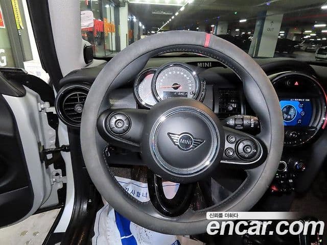 Mini Cooper 3세대, 2020 8