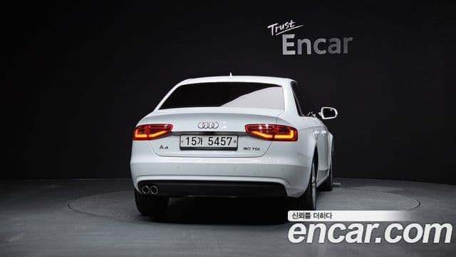 Audi New A4 B8, 2015 4