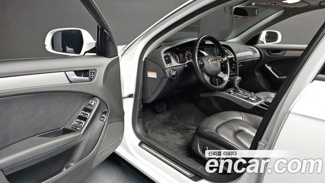 Audi New A4 B8, 2015 11