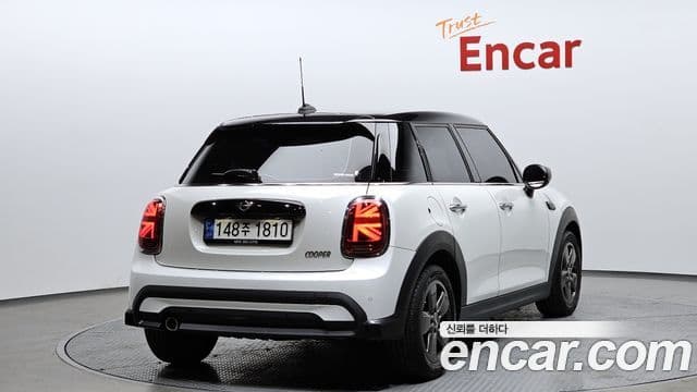 Mini Cooper 3세대, 2023 2