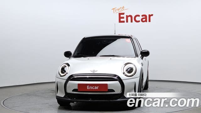 Mini Cooper 3세대, 2023 3