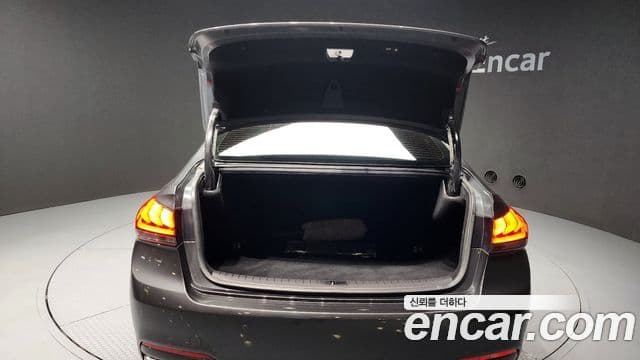 Genesis G80 Premium Luxury, 2018 20