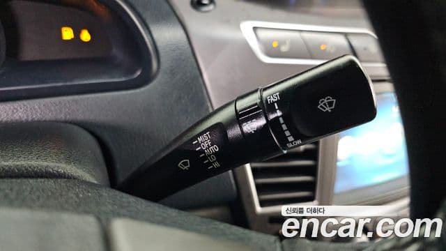 KG모빌리티(SsangYong) Korando 투리스모 4WD 9인승 Adventure 60th Edition, 2015 16