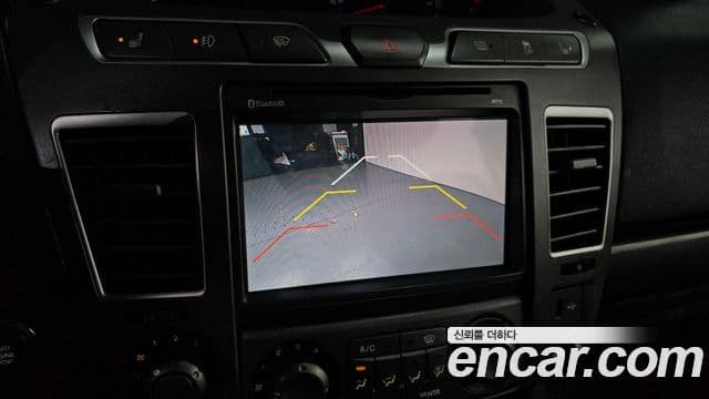 KG모빌리티(SsangYong) Korando 투리스모 4WD 9인승 Adventure 60th Edition, 2015 18