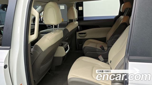 Kia Carnival 4세대 Prestige, 2022 11