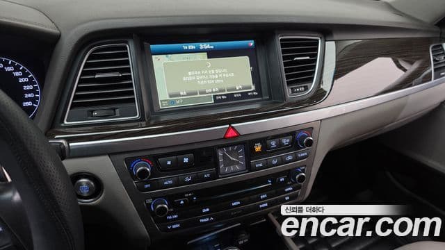 Hyundai Genesis DH Modern, 2016 14