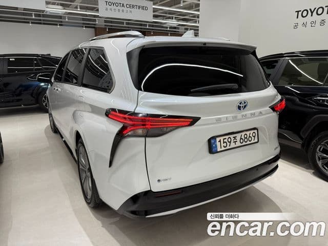 Toyota Sienna 4세대, 2025 2