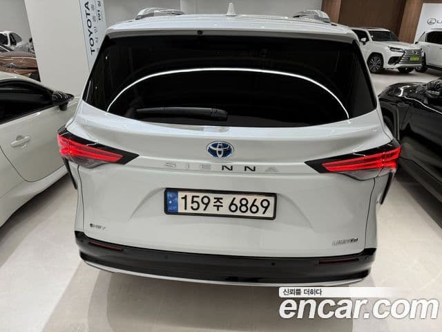 Toyota Sienna 4세대, 2025 4