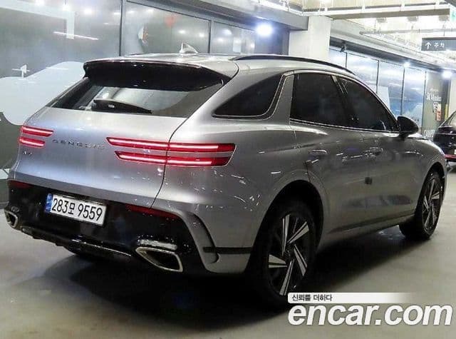 Genesis GV70, 2025 4