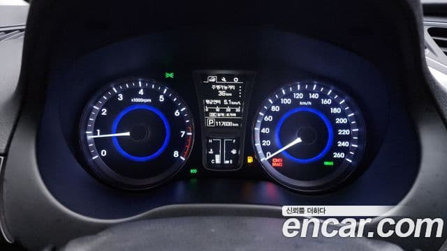 Hyundai Grandeur HG Modern, 2016 8