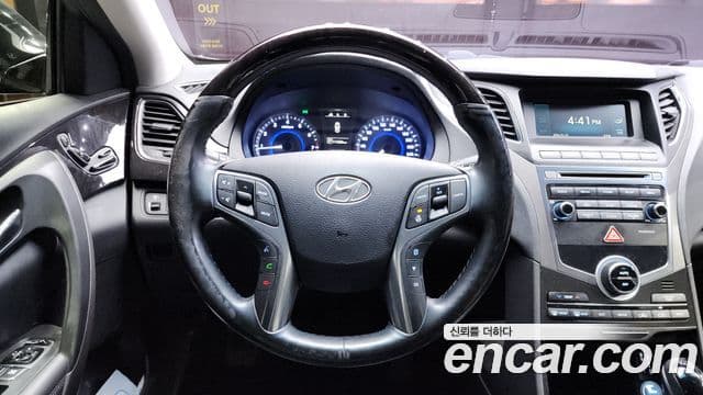 Hyundai Grandeur HG Modern, 2016 13