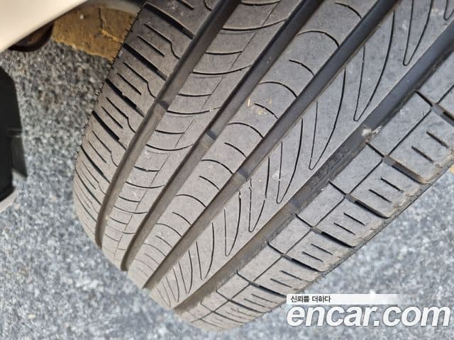 Kia Carnival R Premium, 2012 18