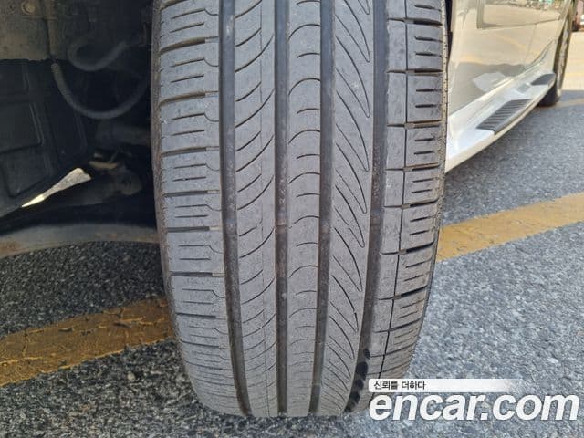 Kia Carnival R Premium, 2012 19