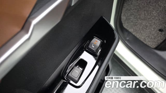 KG모빌리티(SsangYong) Torres T7, 2023 18